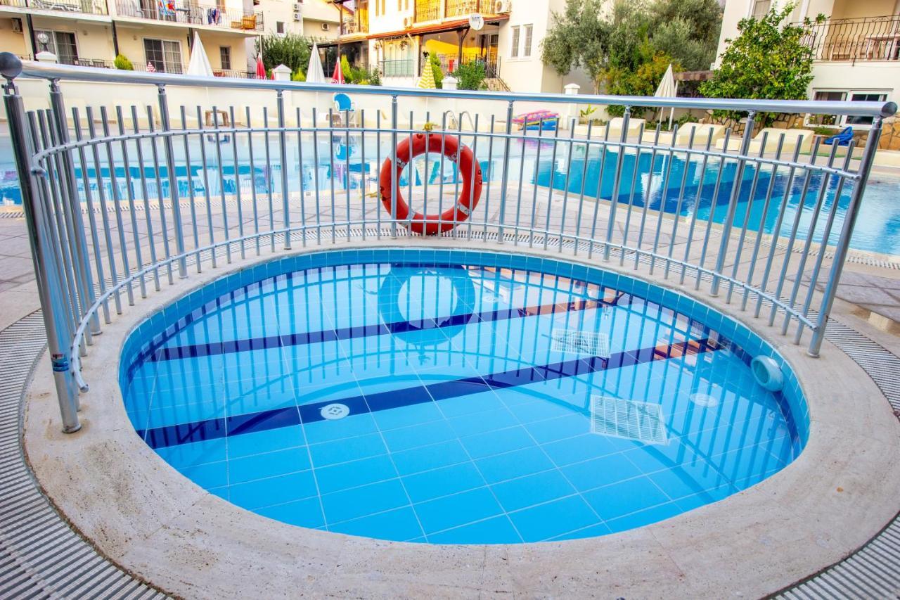 Tayfun Apart Hotel Ölüdeniz Eksteriør billede